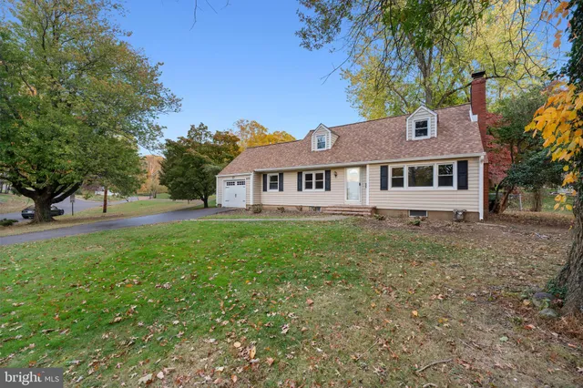 $515,000 | 409 North Pine Street, Langhorne, PA 19047