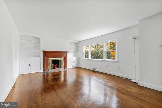 $515,000 | 409 North Pine Street, Langhorne, PA 19047