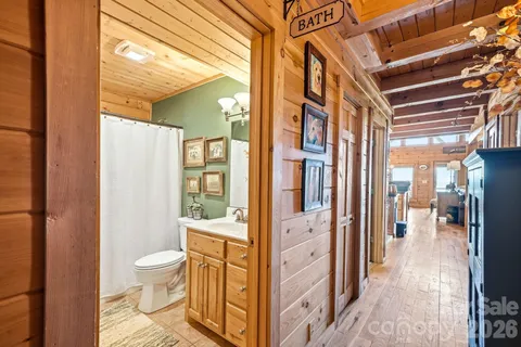 $1,000,000 | 3918 Skyline Drive, Morganton, NC 28655