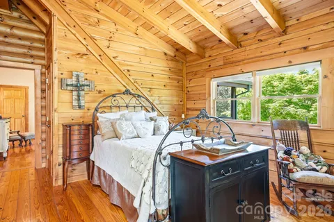 $1,000,000 | 3918 Skyline Drive, Morganton, NC 28655