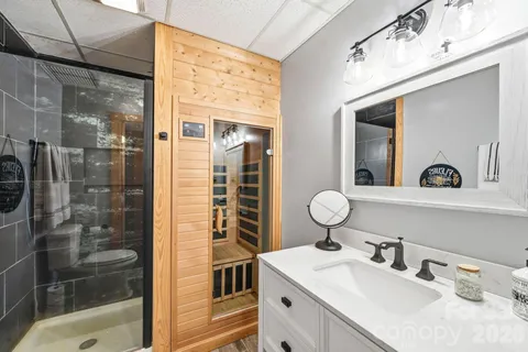 $1,000,000 | 3918 Skyline Drive, Morganton, NC 28655