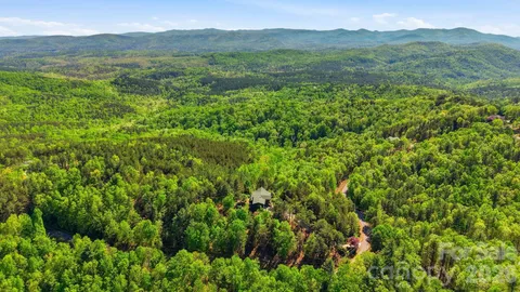 $1,000,000 | 3918 Skyline Drive, Morganton, NC 28655