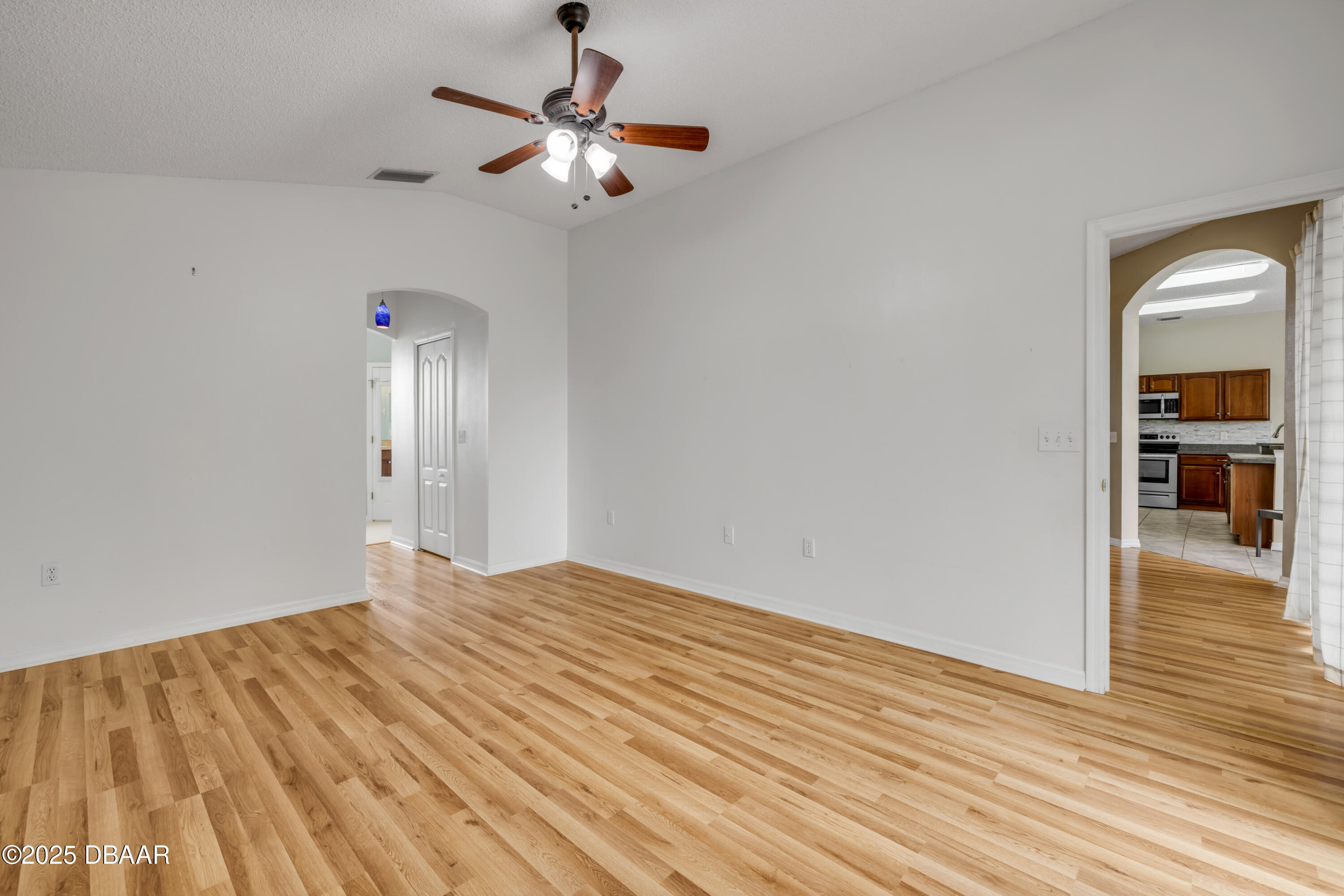 2435 Alton Road Deltona, FL 32738 - Photo 17 of 39 b - Interior (21)
