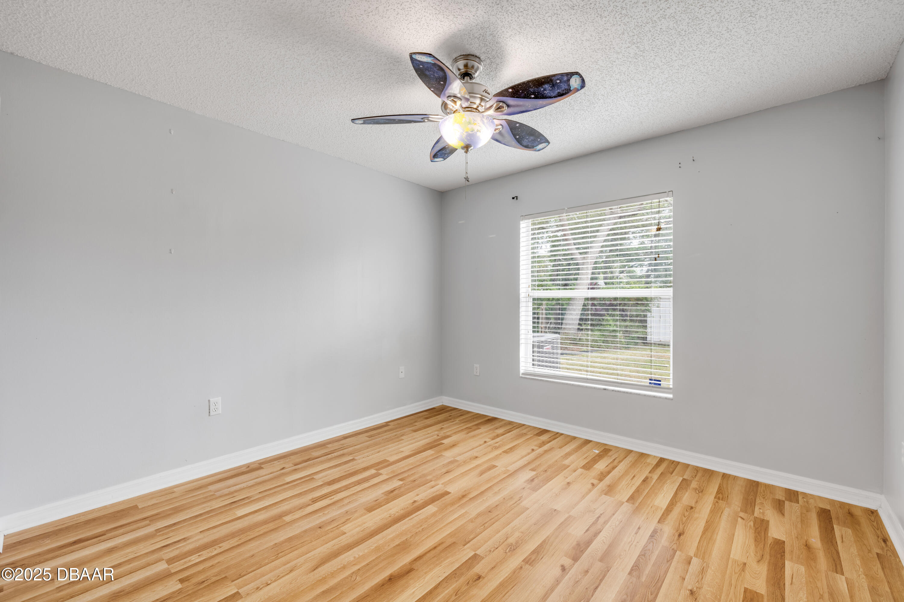 2435 Alton Road Deltona, FL 32738 - Photo 25 of 39 b - Interior (31)