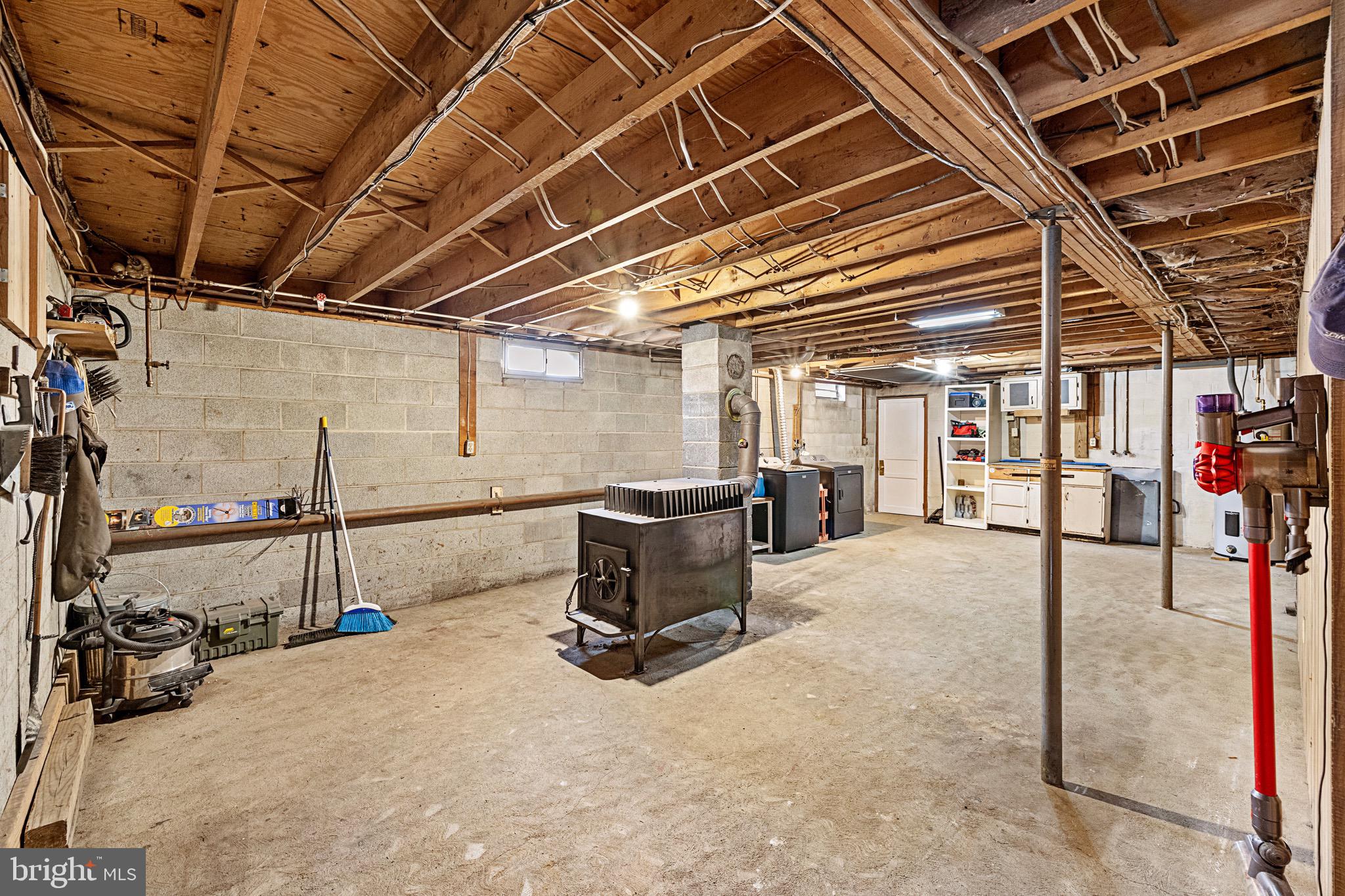 3360 Senedo Road Quicksburg, VA 22847 - Photo 32 of 58 a view of a garage with furniture