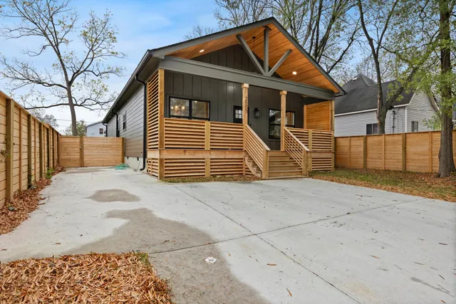 $2,600 | 2505 Vance Avenue, Chattanooga, TN 37404