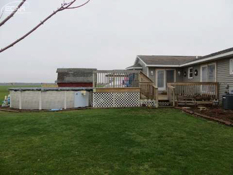 8414 Lake Road Montrose, MI 48457 - Photo 24 of 27 20454083-23.JPG