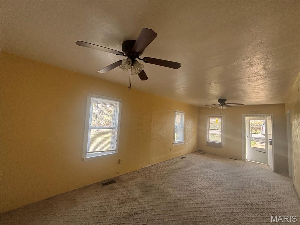 1921 West Springfield Road St. Clair, MO 63077 - Photo 13 of 37