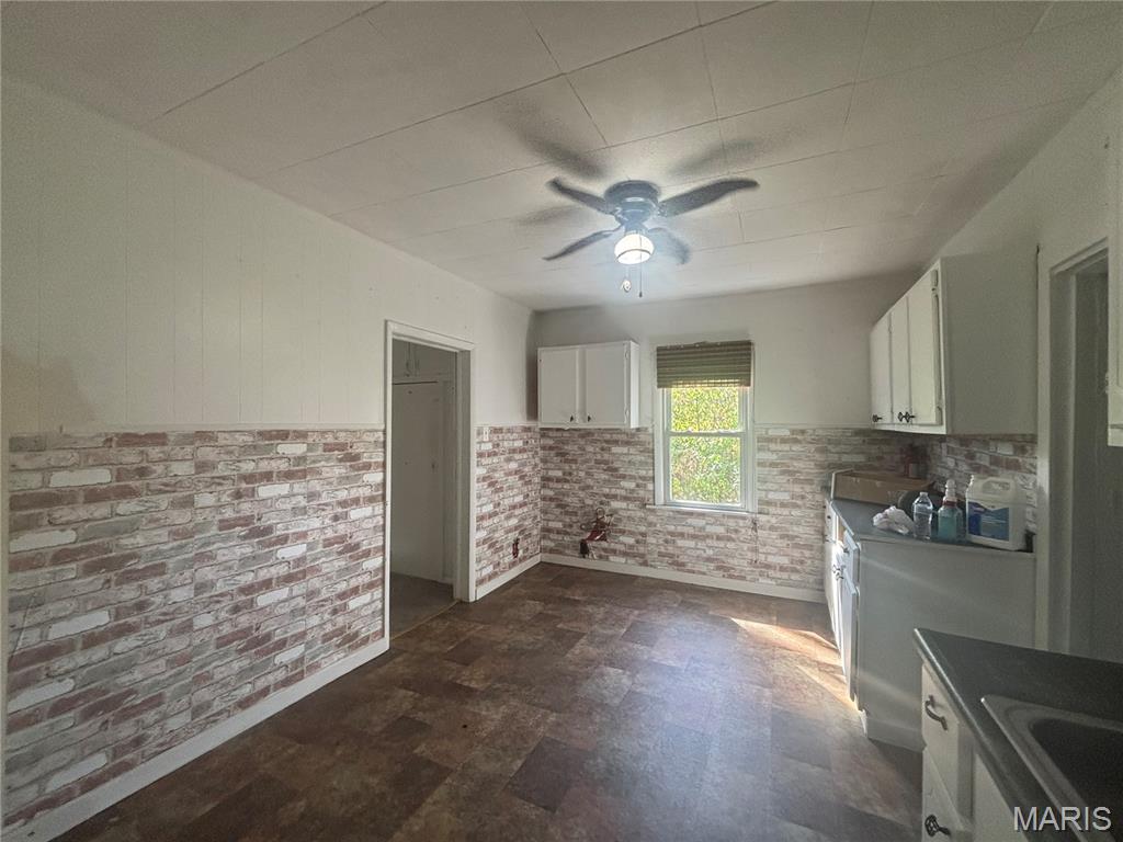 1921 West Springfield Road St. Clair, MO 63077 - Photo 15 of 37