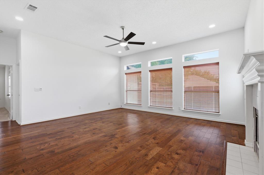 11313 Canoe Road Frisco, TX 75035 - Photo 22 of 40 Family Room view from another angle
