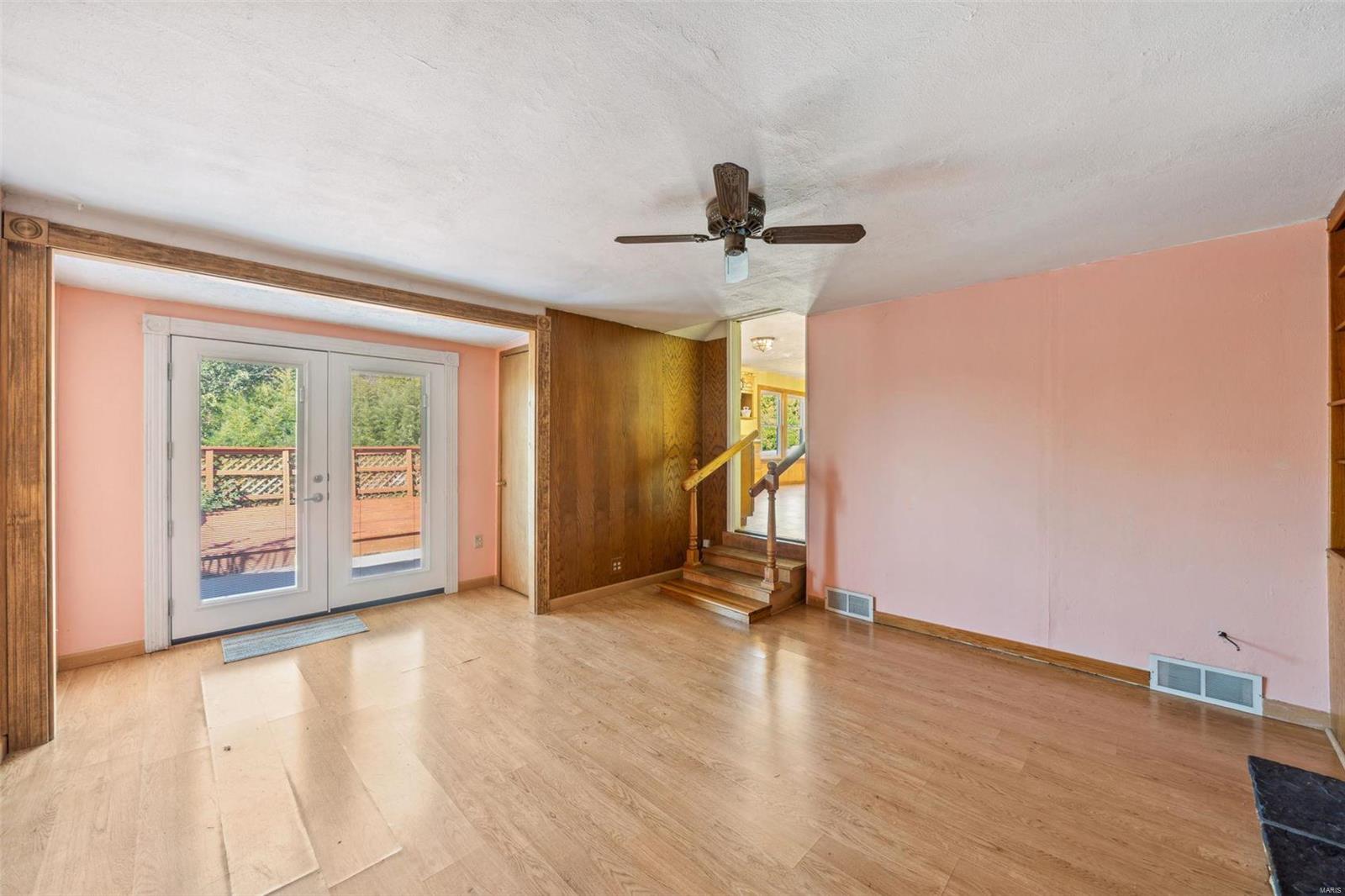 5645 Heintz Road St. Louis, MO 63129 - Photo 15 of 22 Gallery Image 15