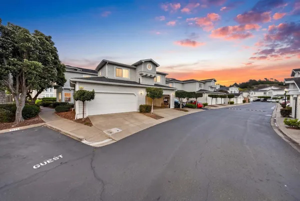 $998,000 | 92 Outlook Circle, Pacifica, CA 94044