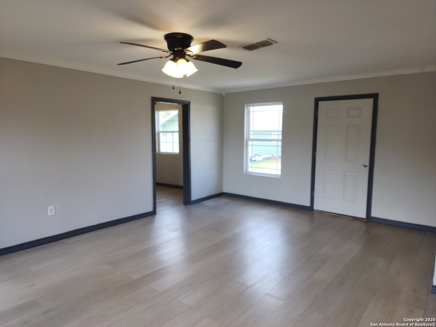 20335 Campbellton Road San Antonio, TX 78264 - Photo 4 of 16