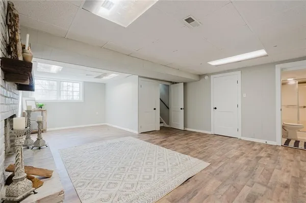 a view of a livingroom with a fireplace