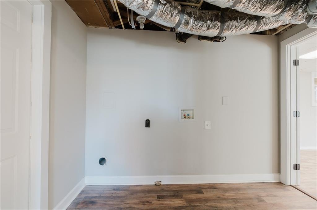 2976 Bay Berry Drive Southwest Marietta, GA 30008 - Photo 21 of 33 a view of an empty room