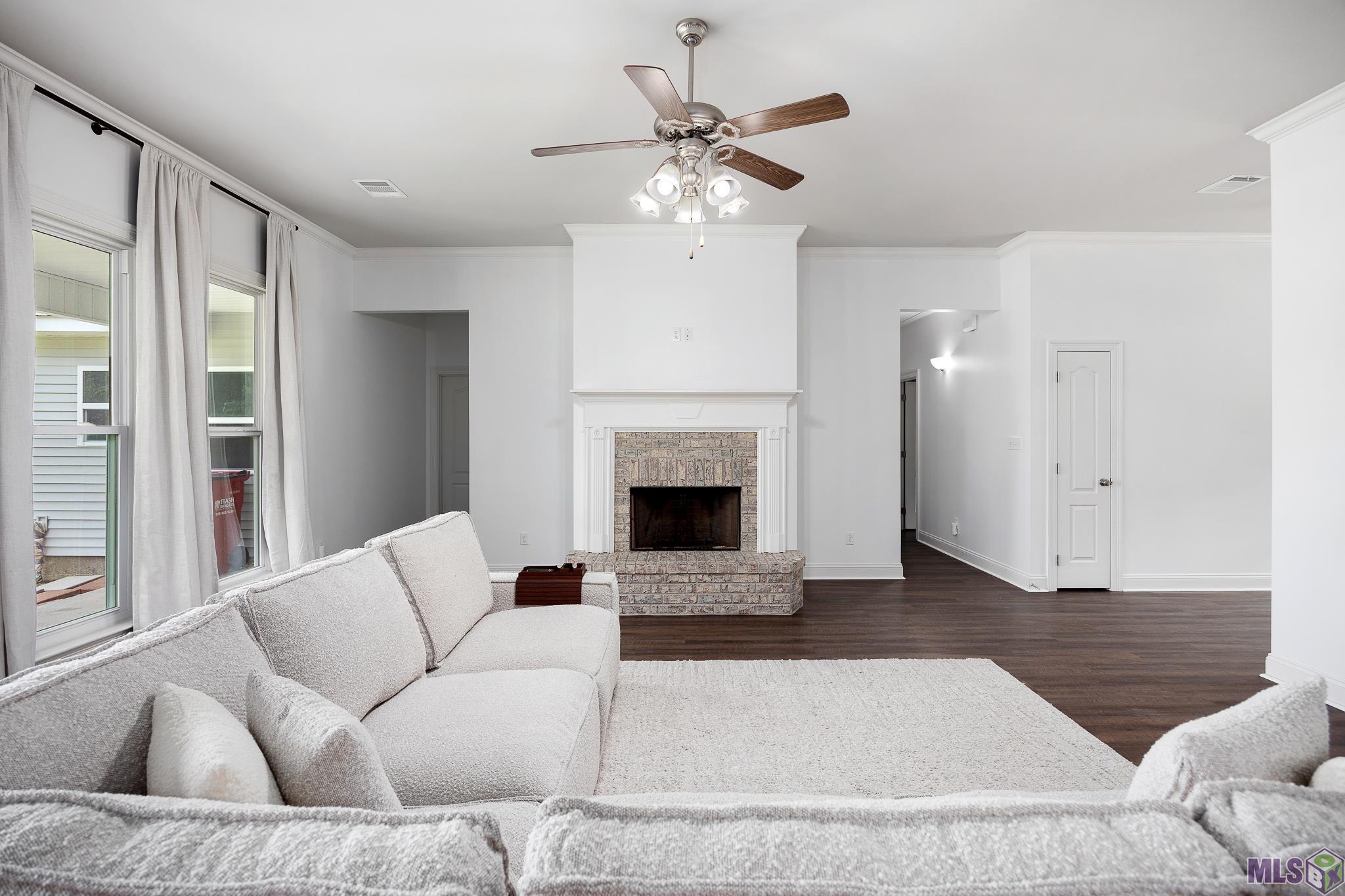 11486 Tannis Rd. St. Amant, LA 70774 - Photo 8 of 29