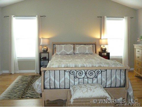 222 English Oak Road Fletcher, NC 28732 - Photo 13 of 22
