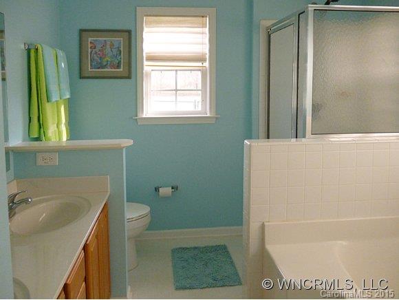 222 English Oak Road Fletcher, NC 28732 - Photo 14 of 22