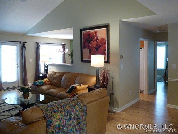 222 English Oak Road Fletcher, NC 28732 - Photo 4 of 22