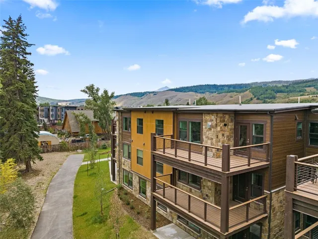 $1,040,000 | 1044 Blue River Parkway, Unit C307, Silverthorne, CO 80498