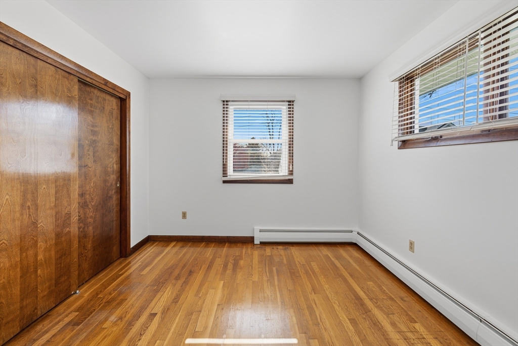 9 Monmouth Street Acushnet, MA 02743 - Photo 20 of 42