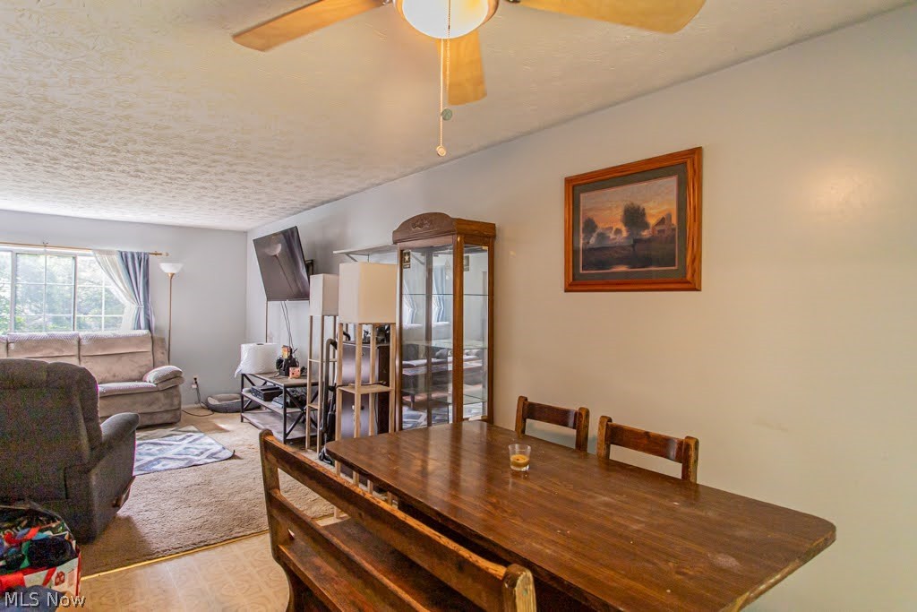 7764 Micawber Road Northeast Warren, OH 44484 - Photo 8 of 29