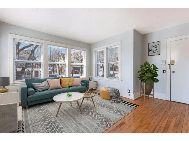 $1,245 | 1917 Emerson Avenue South, Unit 101, Minneapolis, MN 55403