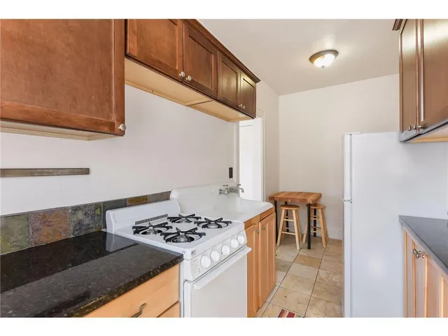 $1,245 | 1917 Emerson Avenue South, Unit 101, Minneapolis, MN 55403