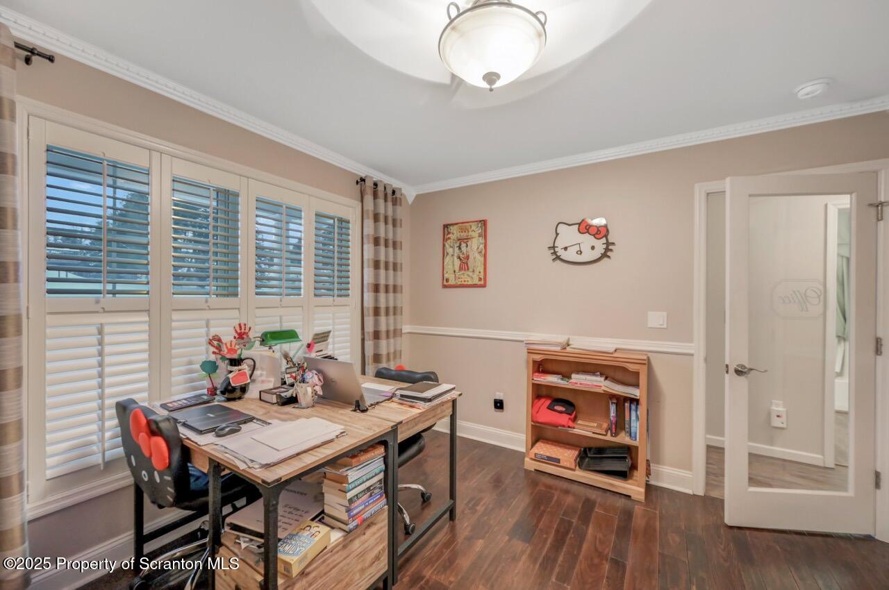 106 Brookview Lane Greentown, PA 18426 - Photo 45 of 59 a living room with furniture and wooden floor