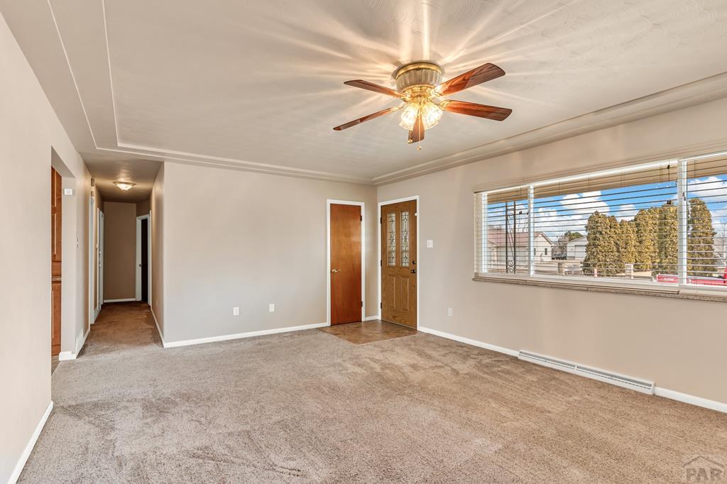 989 Baxter Road Pueblo, CO 81006 - Photo 3 of 56 Gallery Image 3