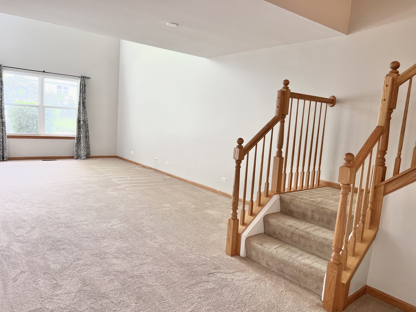 3261 Cool Springs Court Naperville, IL 60564 - Photo 3 of 3 an entryway with staircase