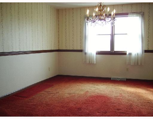 1080 Greenlick Road Mount Pleasant, PA 15666 - Photo 4 of 12 Dining Room.