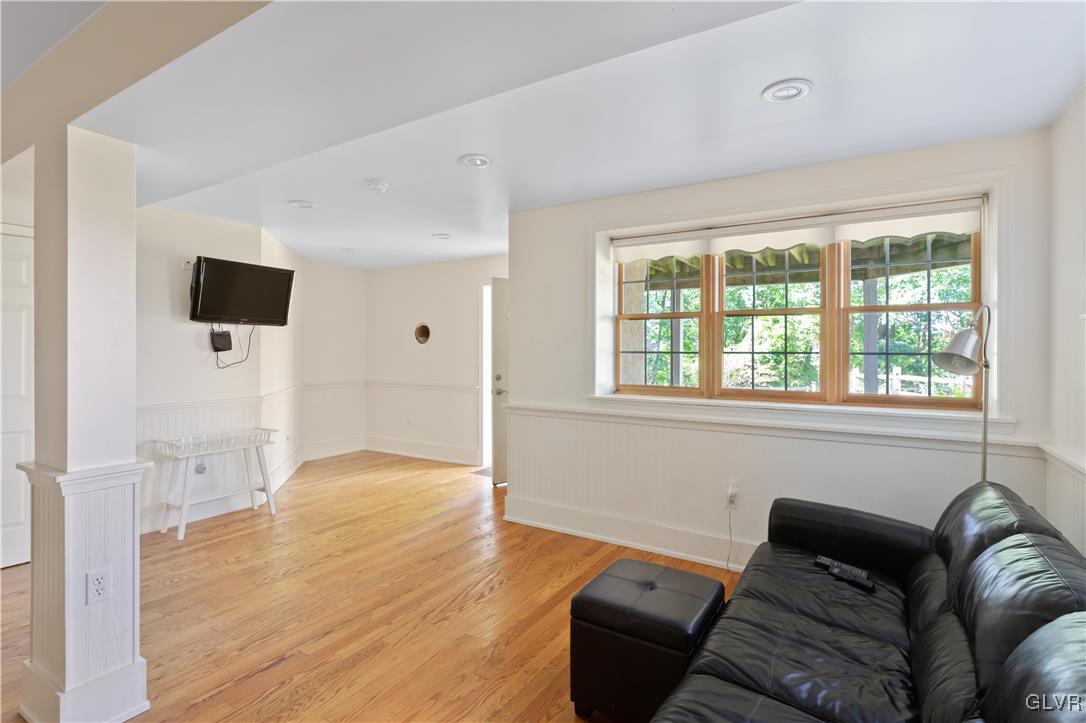 1765 Spring Valley Road Bethlehem, PA 18015 - Photo 24 of 48 Gallery Image 24