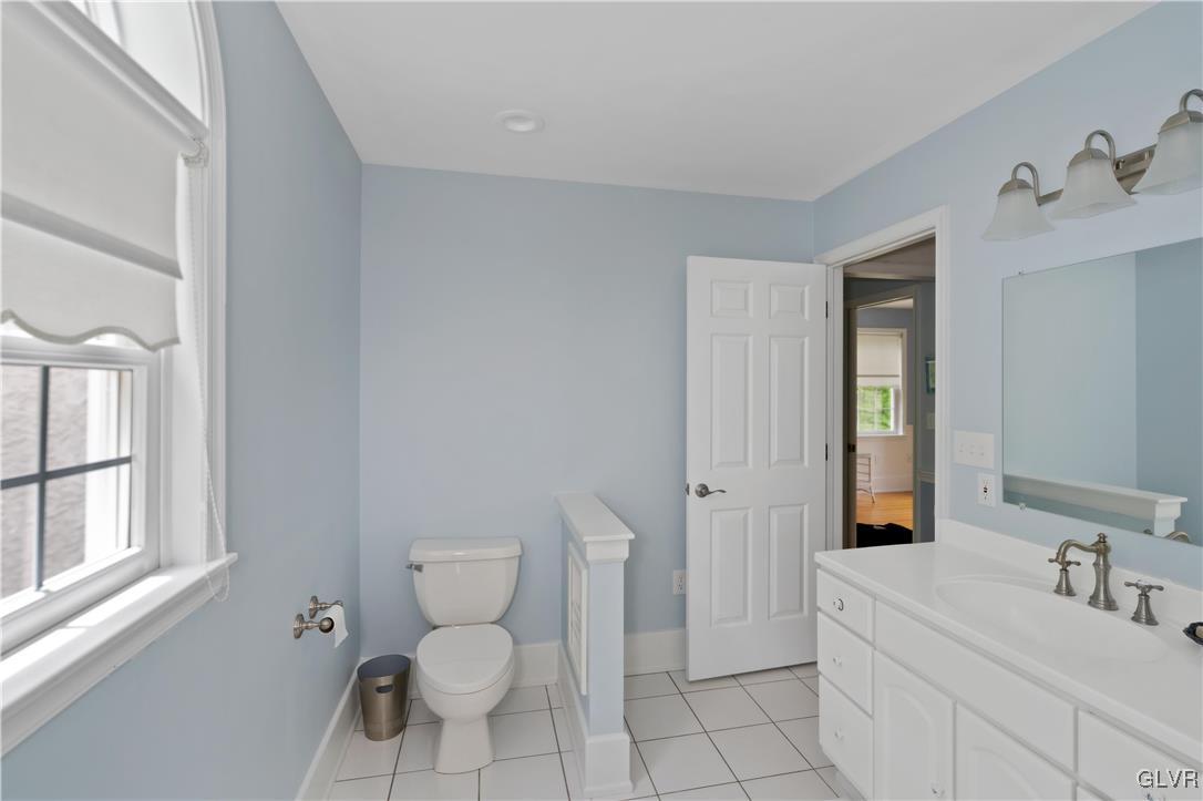 1765 Spring Valley Road Bethlehem, PA 18015 - Photo 31 of 48 Gallery Image 31