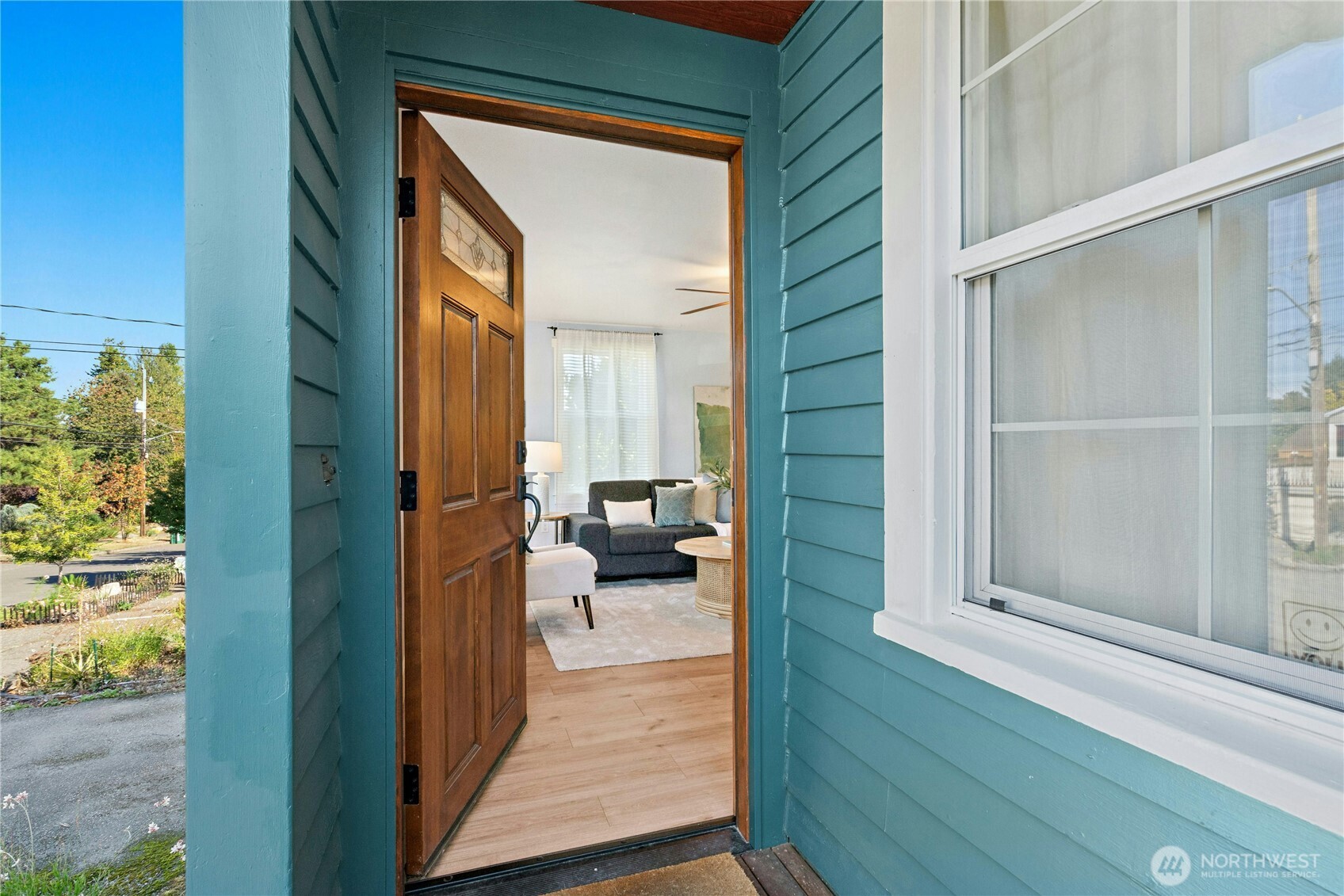733 North 97th Street Seattle, WA 98103 - Photo 6 of 40 Gallery Image 6