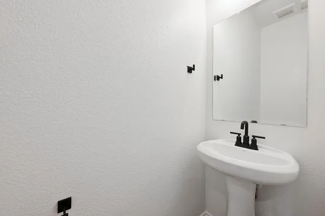 $404,100 | 12121 Cantabria Road, Austin, TX 78748