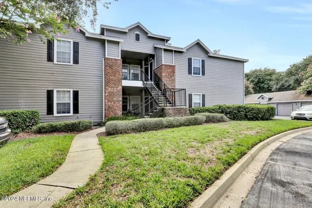 $1,800 | 10000 Gate Parkway North, Unit 1621, Jacksonville, FL 32246