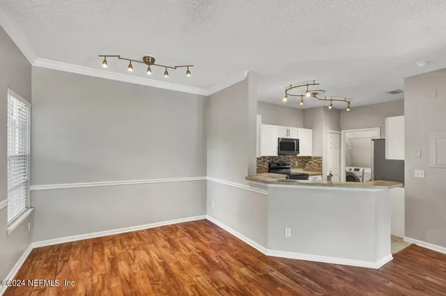 $1,800 | 10000 Gate Parkway North, Unit 1621, Jacksonville, FL 32246