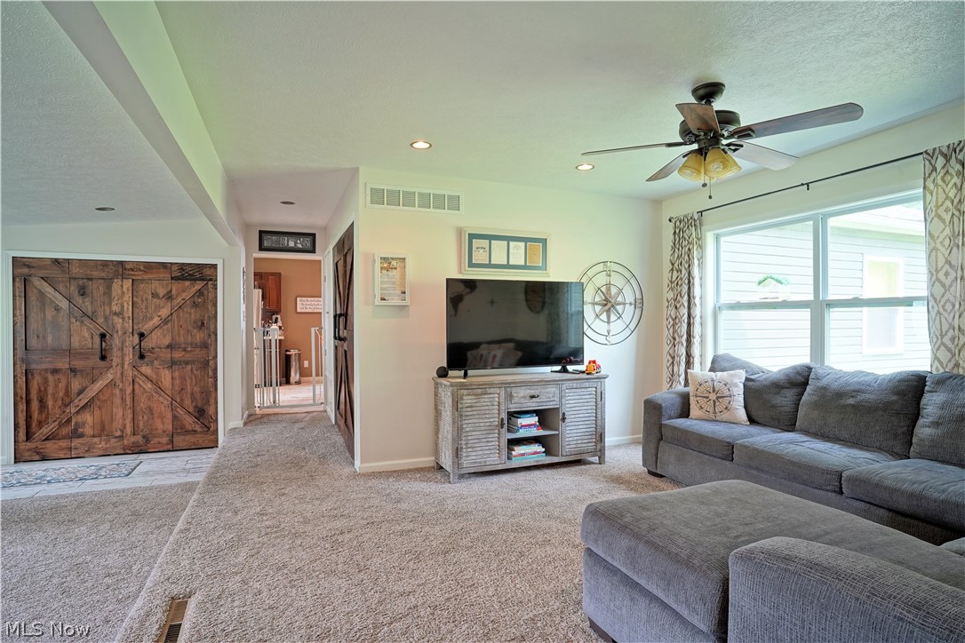 2983 Kendall Road Akron, OH 44321 - Photo 10 of 32