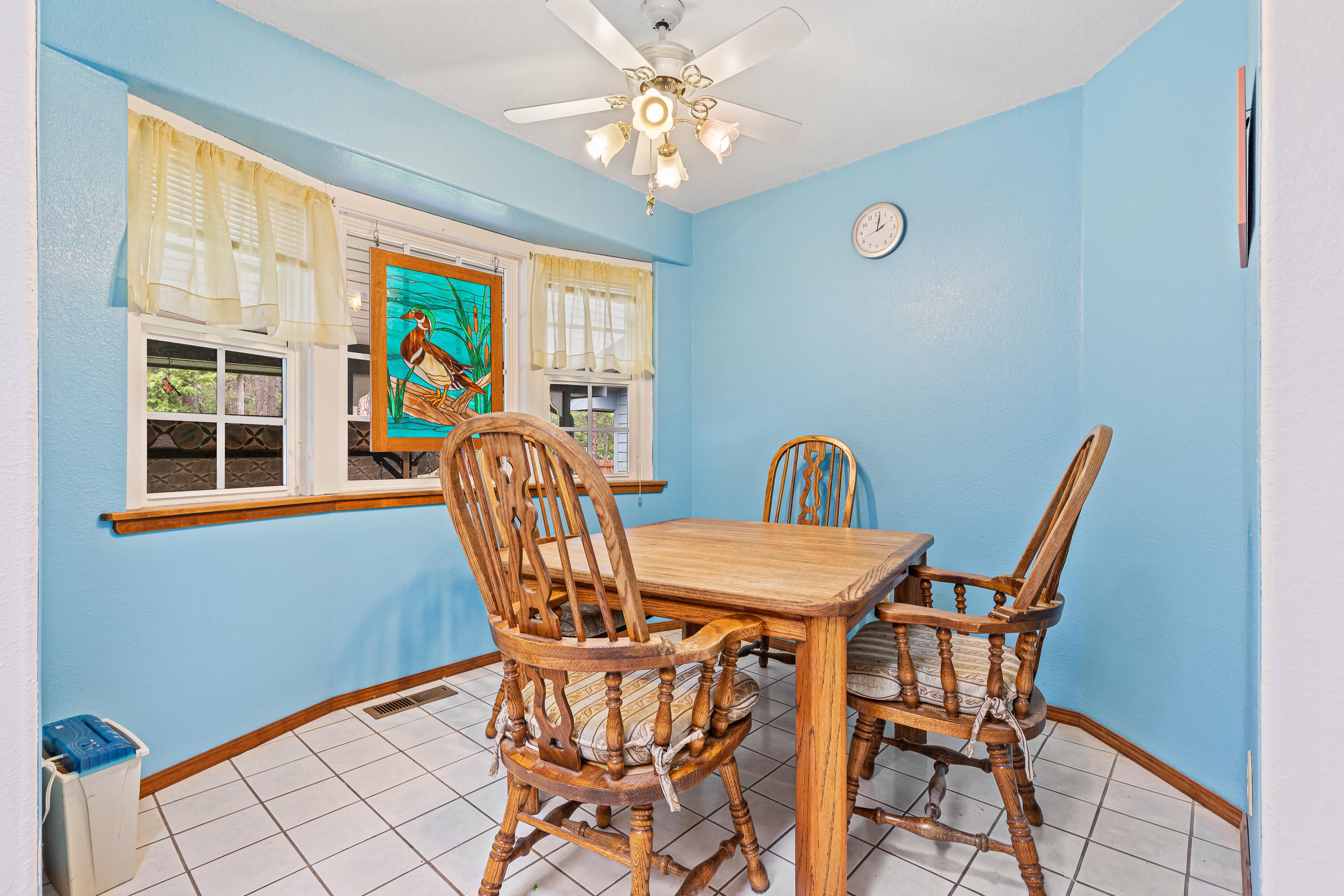 876 Minthorne Road Rogue River, OR 97537 - Photo 12 of 43 9R9A5132