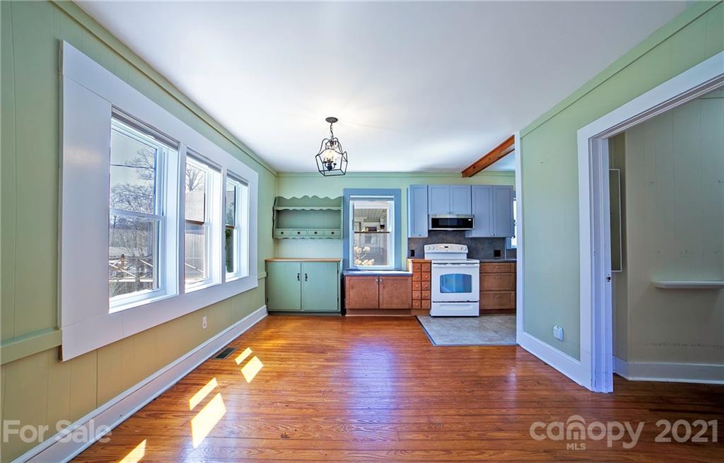 17 Salem Road Weaverville, NC 28787 - Photo 23 of 35 Gallery Image 23