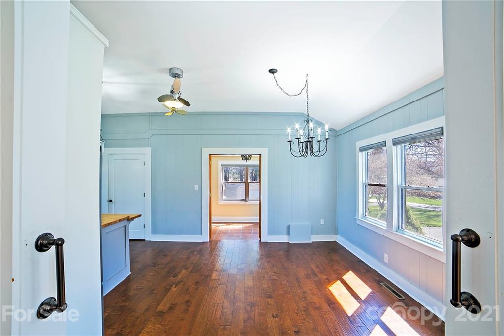 17 Salem Road Weaverville, NC 28787 - Photo 5 of 35 Gallery Image 5