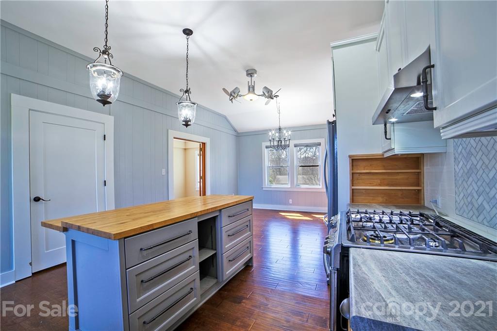 17 Salem Road Weaverville, NC 28787 - Photo 10 of 35 Gallery Image 10
