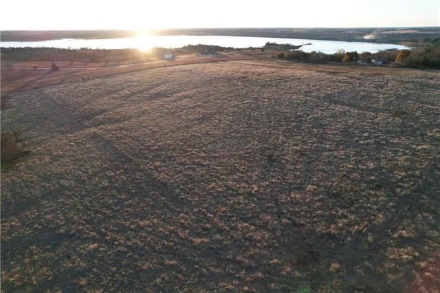 $339,350 | Overlook Road, Ponca City, OK 74601