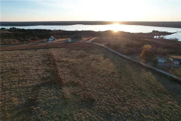 $339,350 | Overlook Road, Ponca City, OK 74601