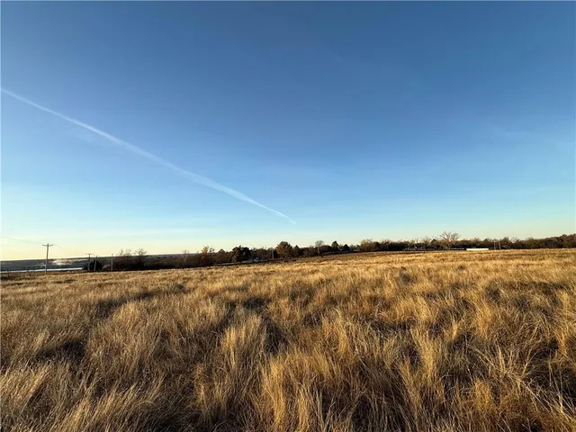 $339,350 | Overlook Road, Ponca City, OK 74601