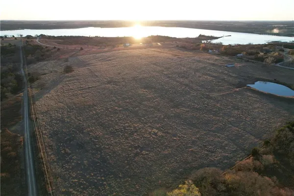 $339,350 | Overlook Road, Ponca City, OK 74601