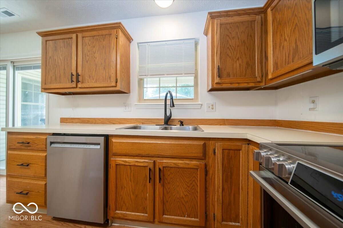 1662 Acorn Road Franklin, IN 46131 - Photo 12 of 26