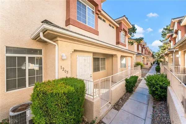 $1,900 | 1205 Dusty Creek Street, Las Vegas, NV 89128