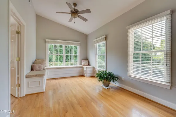 $1,100,000 | 3 Straw Flower Place, Johnson City, TN 37604